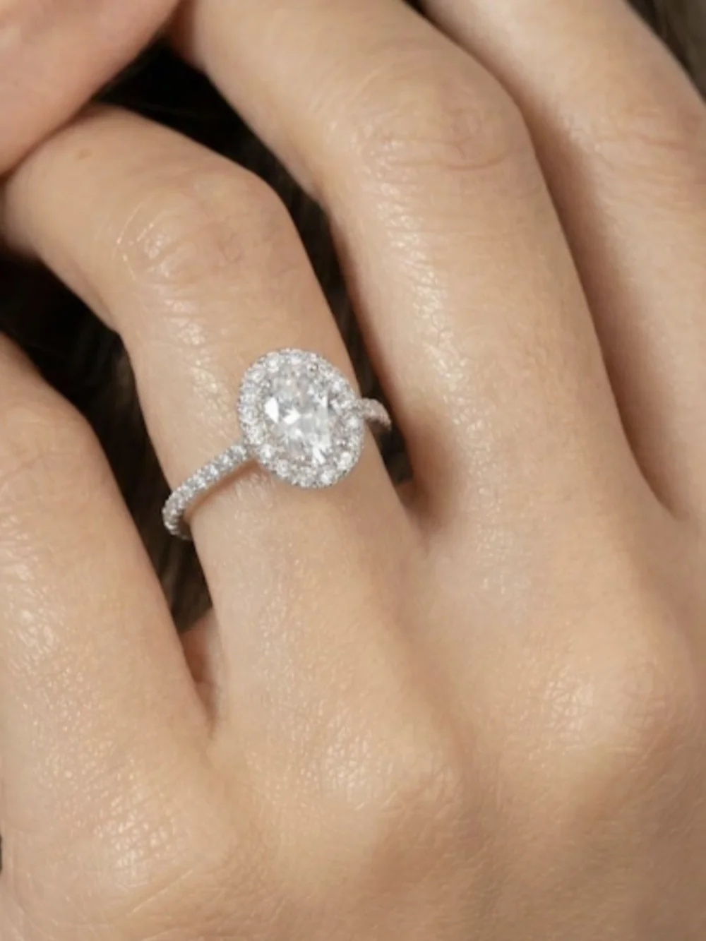 VVS1 1.5 CT* Halo Pave Oval-cut Moissanite Ring Size 8 US*
